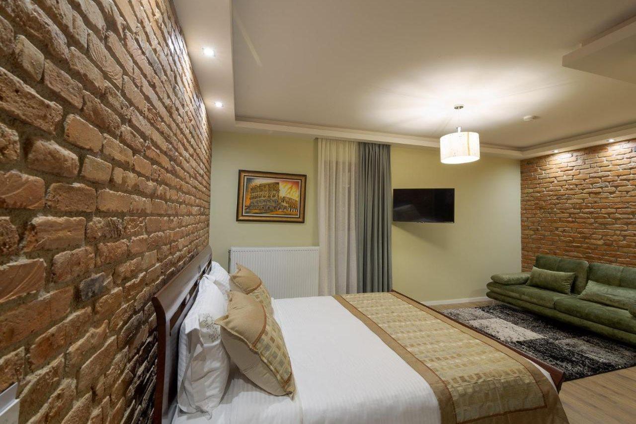 Casta Diva Hotel Корча Екстер'єр фото