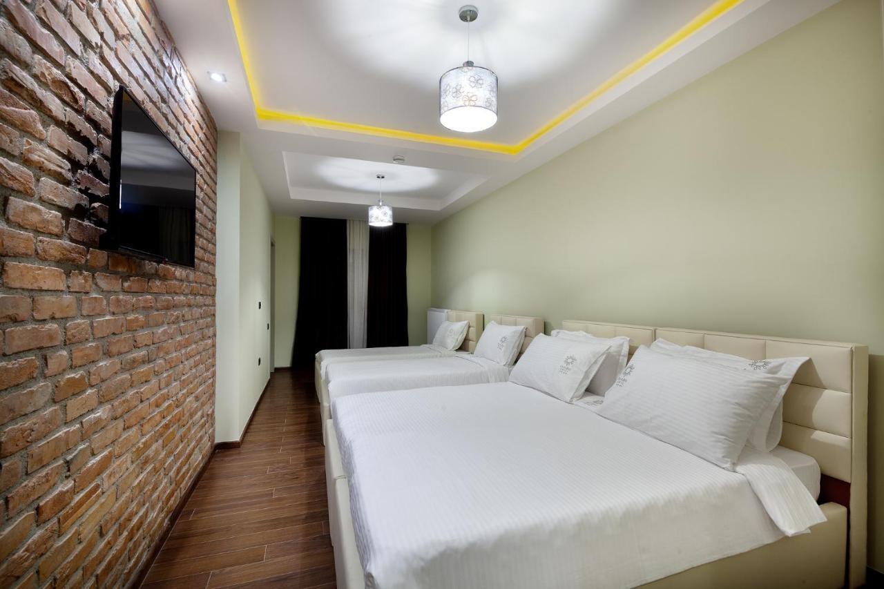 Casta Diva Hotel Корча Екстер'єр фото